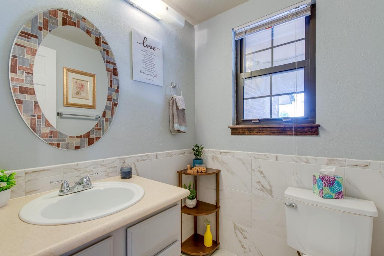 Spacious Retreat With Game And Hot Tub! Casa vacanze